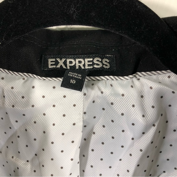 Express coat size - Picture 2 of 5